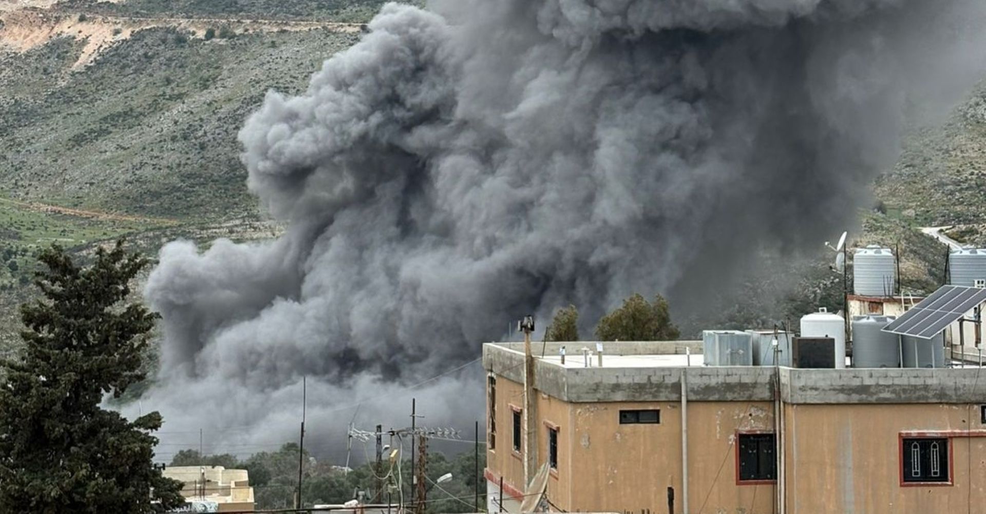 بالفيديو والصور ـ عزل الجنوب متواصل... تدمير جسر القعقعية بالكامل واستهداف جسر الدلافة